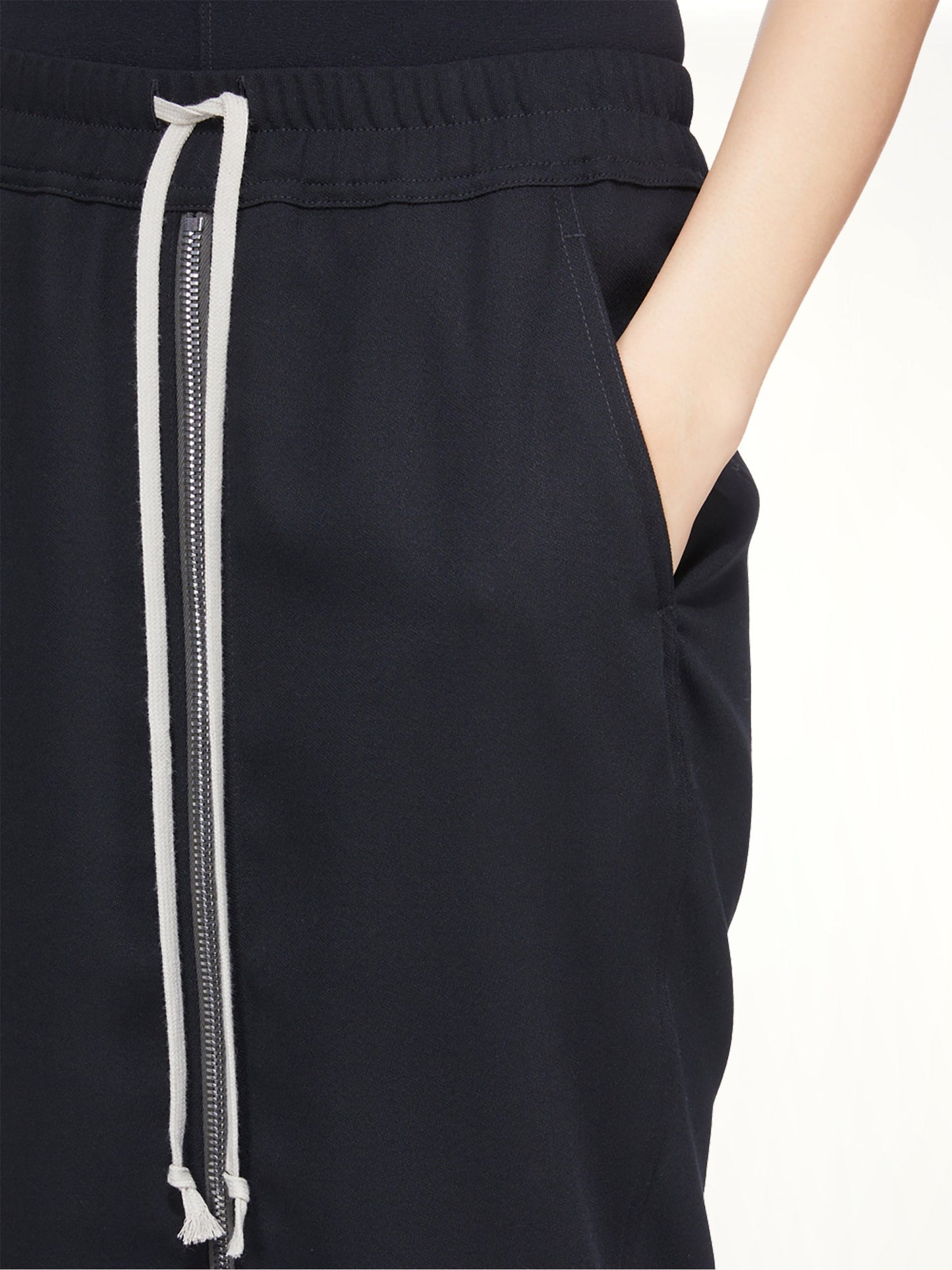RICK OWENS Zipped Short Pillar (Black)