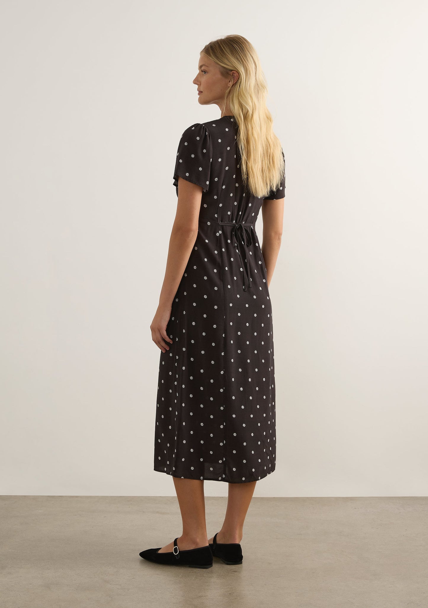 Auguste The Label Maureen Midi Dress (Black)