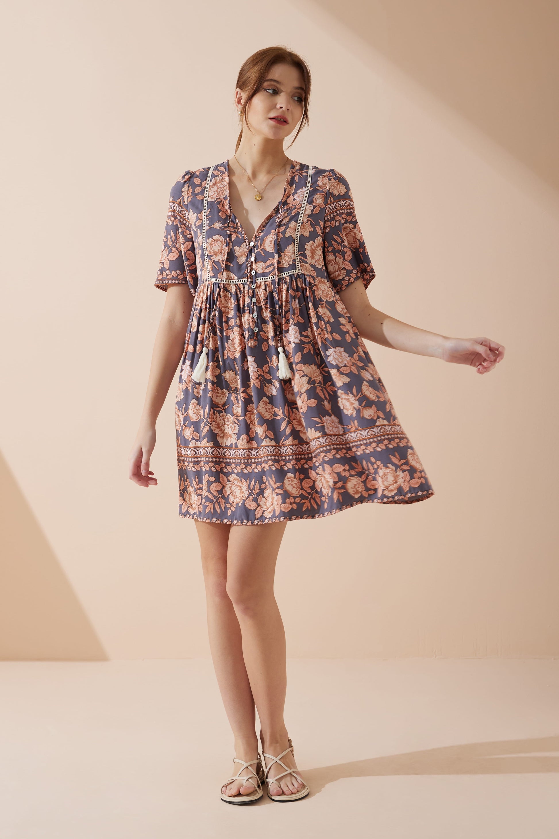 Image of Dresses. Productname: Heychic Amarante Peach Floral Boho V-Neck Mini Dress in Navy colour by brand - Heychic