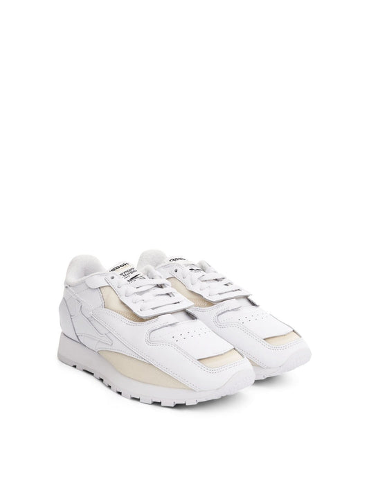 MAISON MARGIELA Maison Margiela x Reebok Sneaker (White)