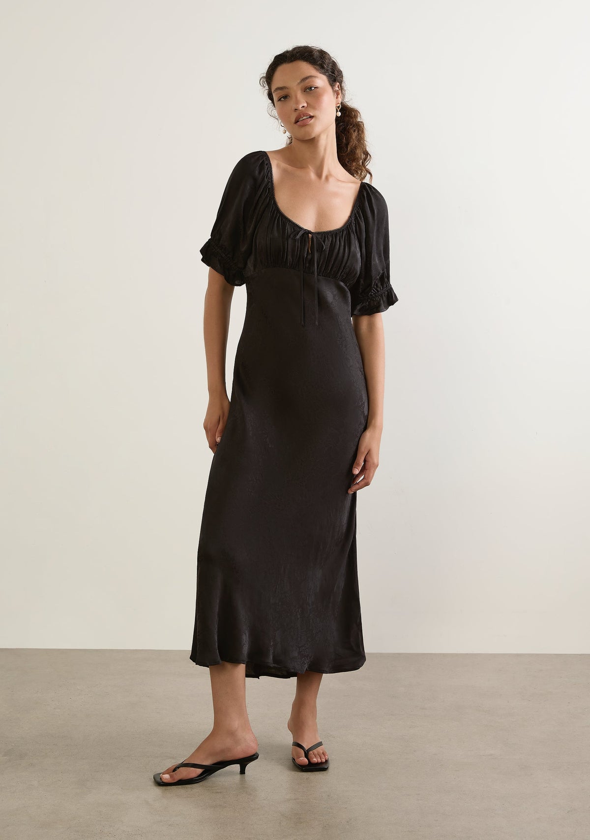 Image of Dresses. Productname: Auguste The Label Enid Midi Dress in Print colour by brand - Auguste The Label