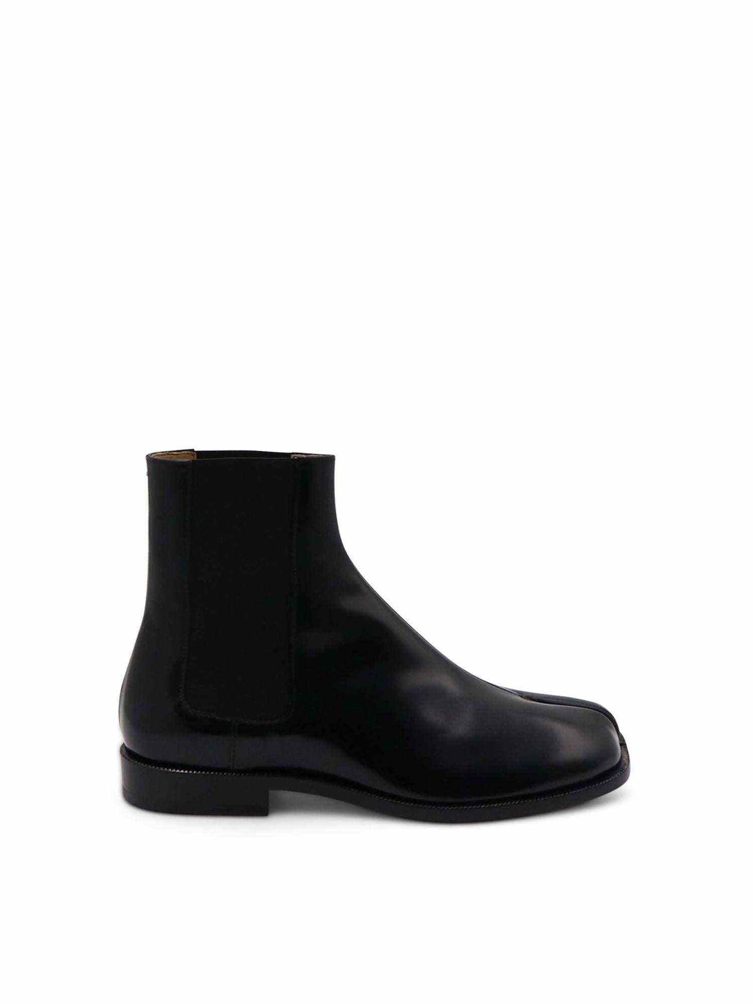 Image of Boots. Product name - Tabi Toe Ankle Boots in Black colour by brand - MAISON MARGIELA