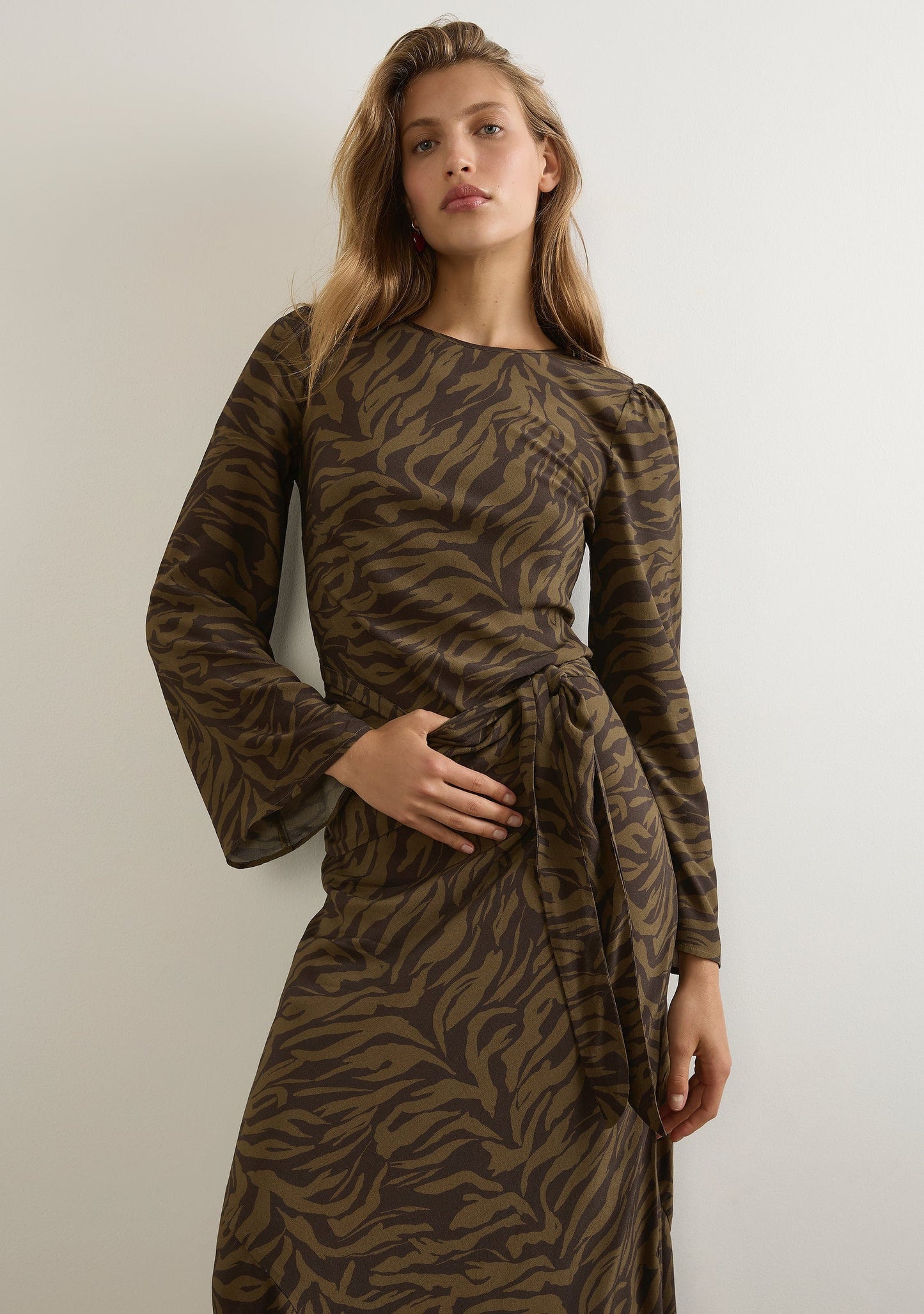 Auguste The Label Milani Midi Dress (Print)