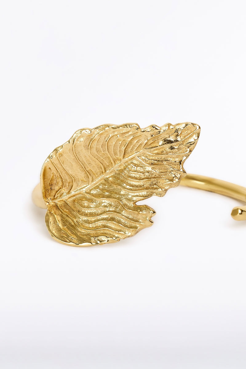 Carla Zampatti Leaf Cuff (Gold)
