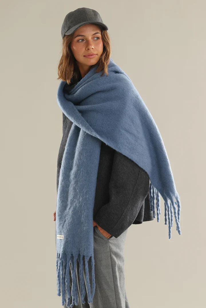 Betty Basics Ella Woven Scarf (Blue)