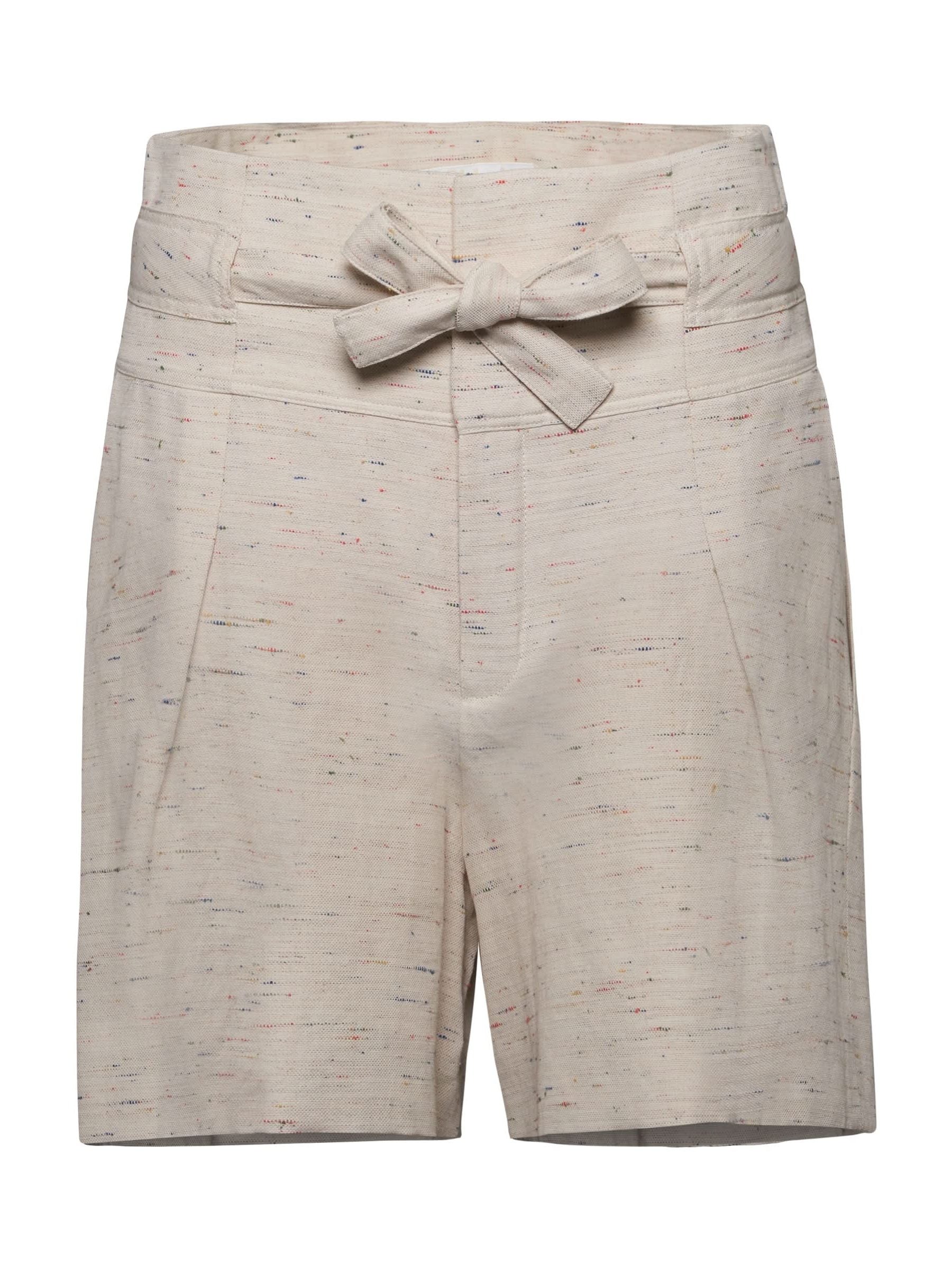 Image of a model wearing Shorts. Productname: CHLOE Short in Multicolor colour by brand - CHLOE