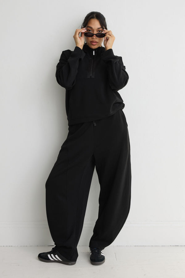 Image of Decor. Product name - Soft Luxury 1/2 Zip Set in Black colour by brand - All Fenix