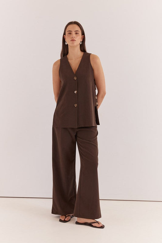 Sass Clothing Nevra Side Panel Vest (Chocolate)