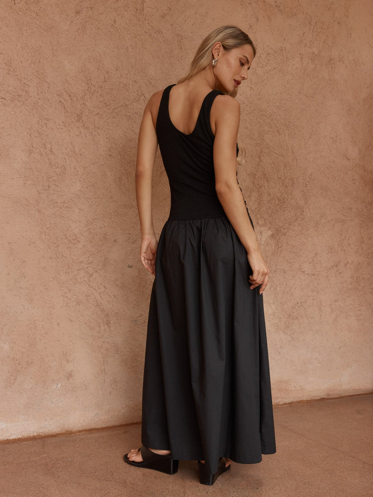 Sass Clothing Harris Ruched Dress (Black)