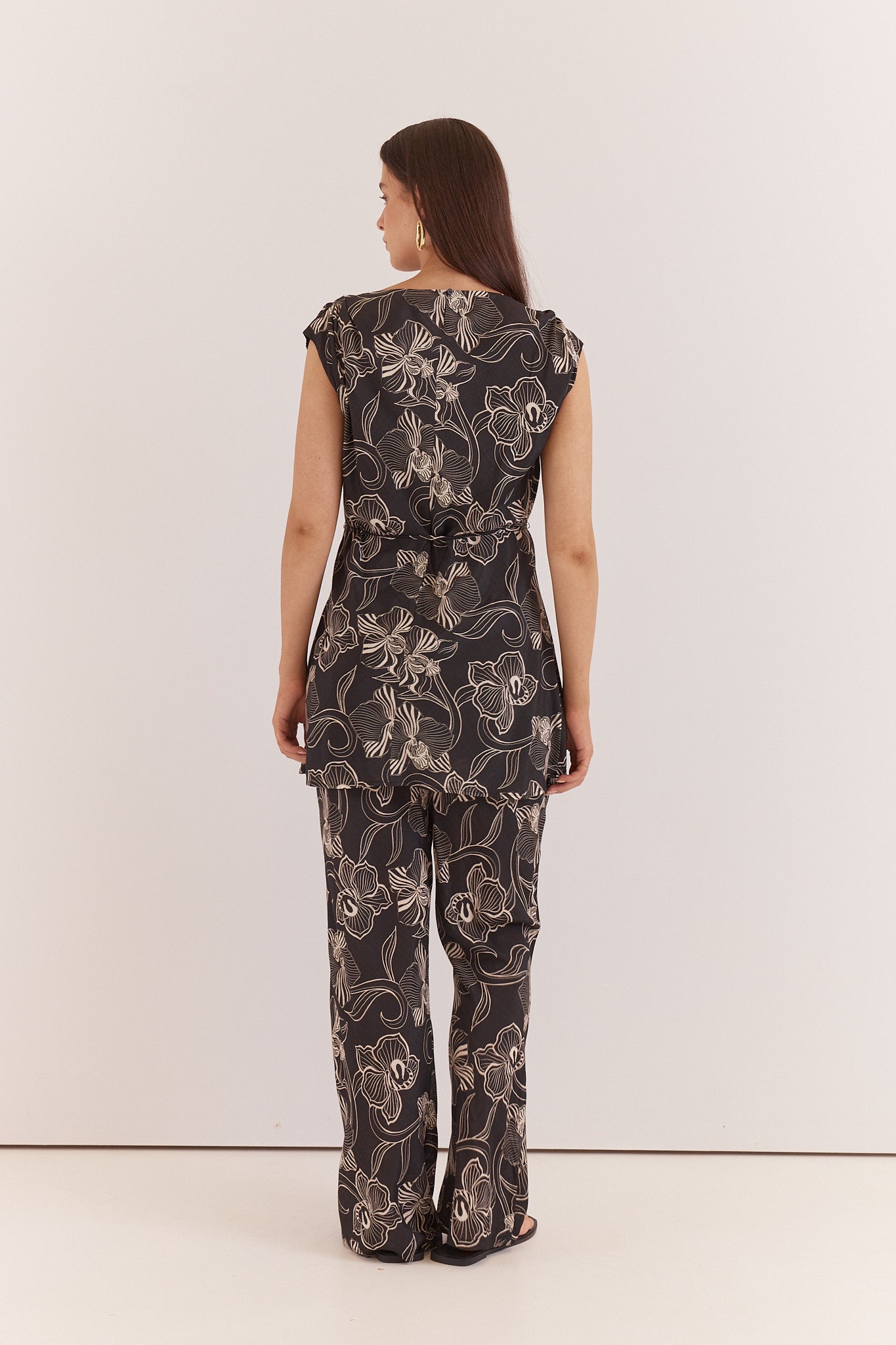Sass Clothing Fiora Tunic Top (Snap Dragon)