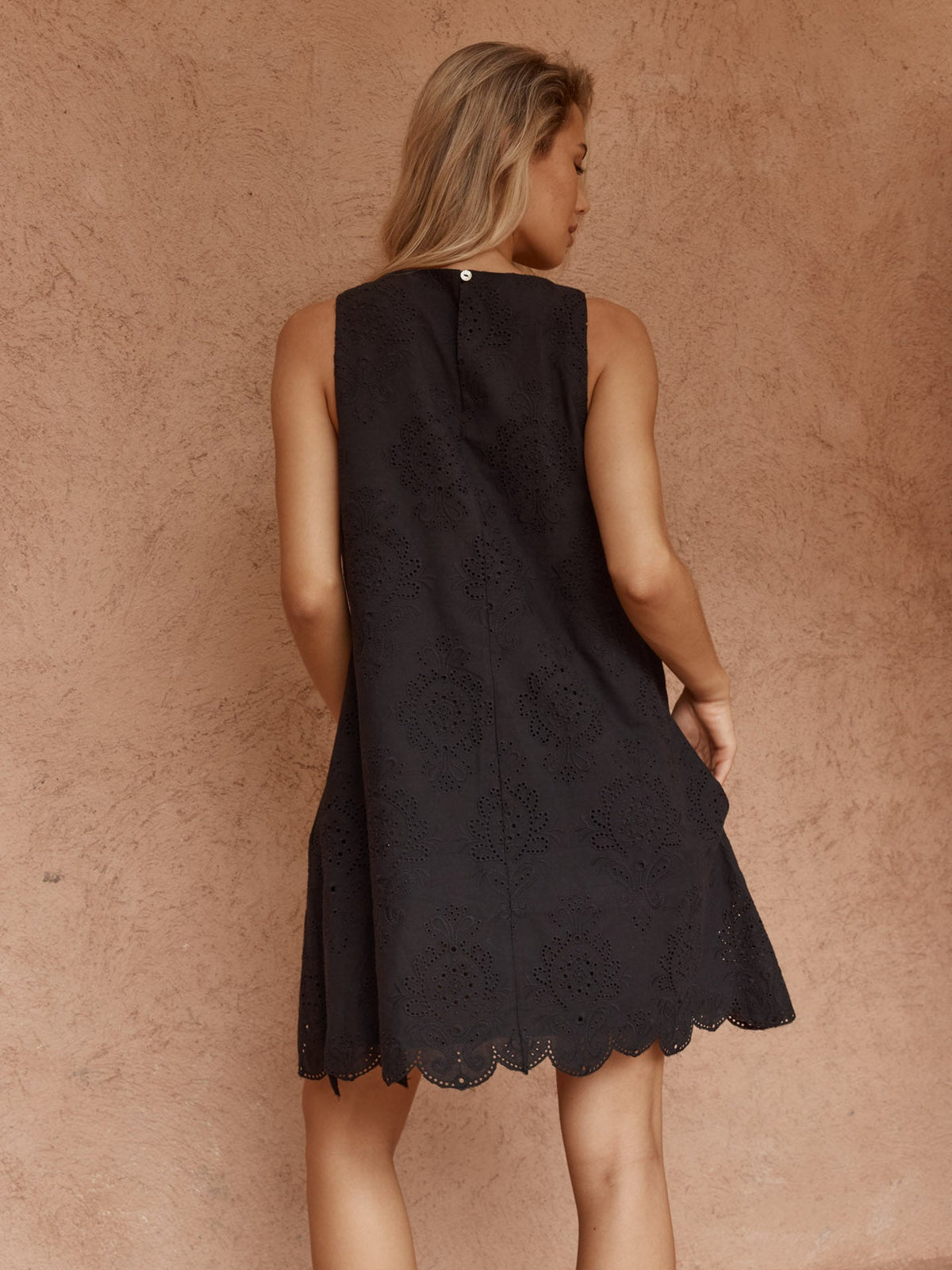 Sass Clothing Mavis Broderie Shift Dress (Black)