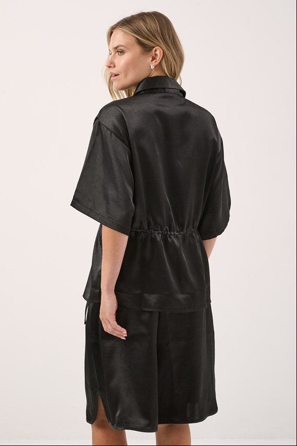 Sass Clothing Kelly Drawstring Collared Shirt (Black)