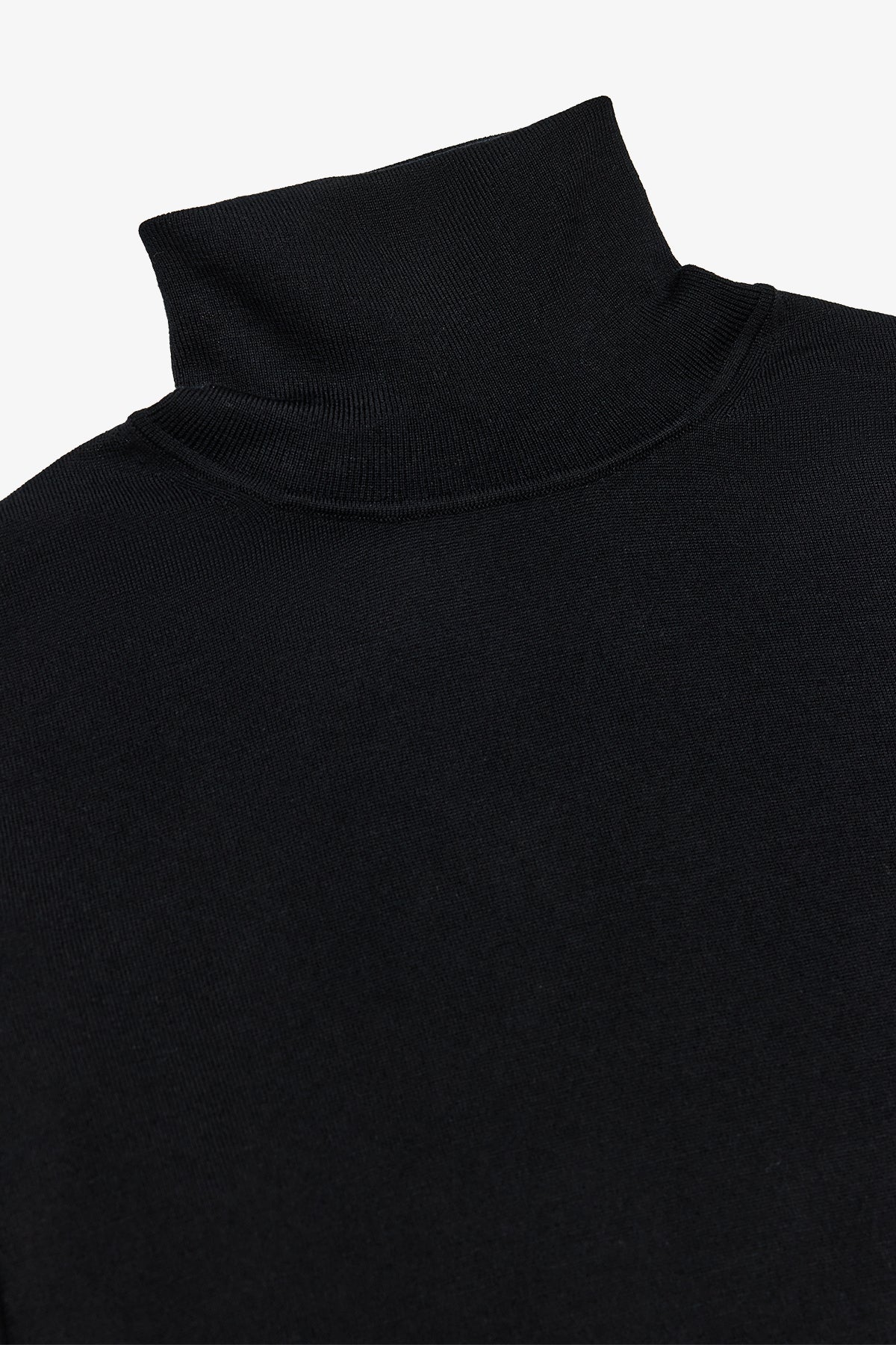 Anthony Squires Kurt Roll-neck (Black)