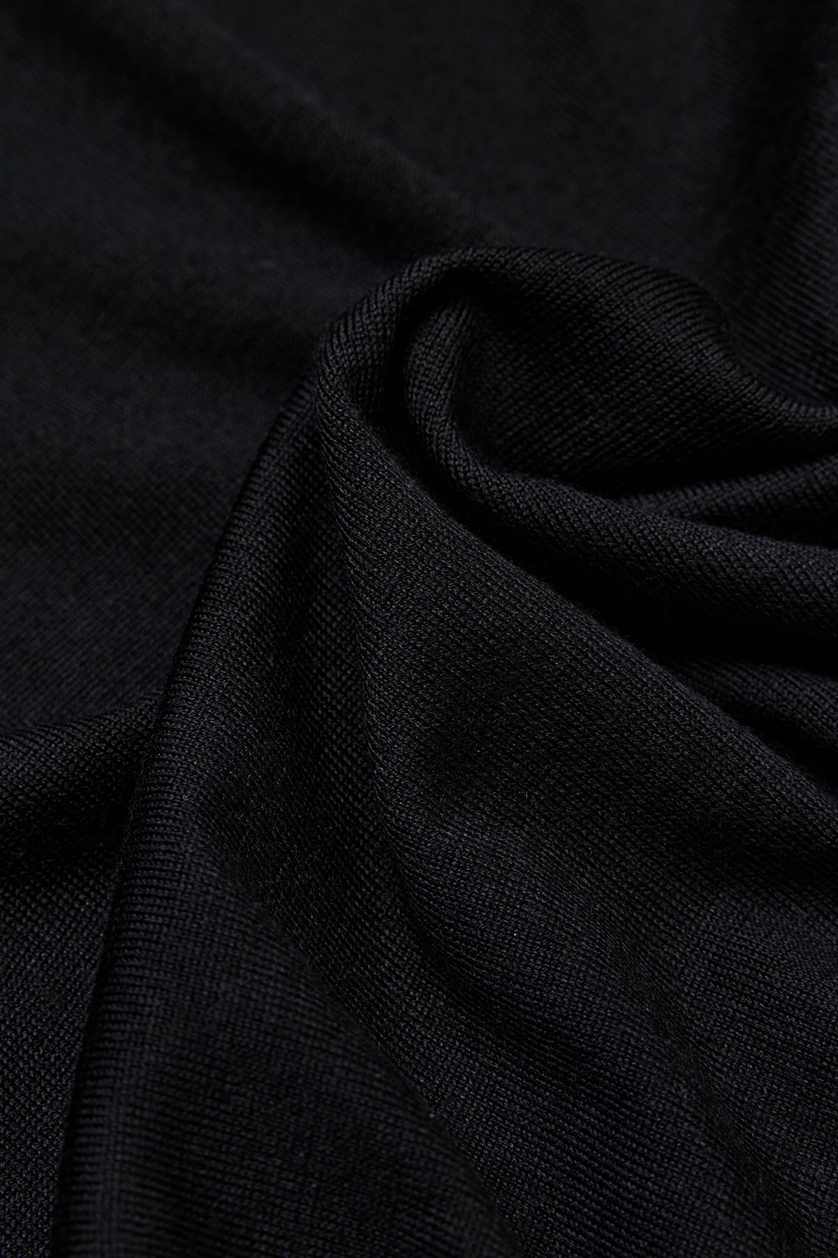 Anthony Squires Kurt Roll-neck (Black)