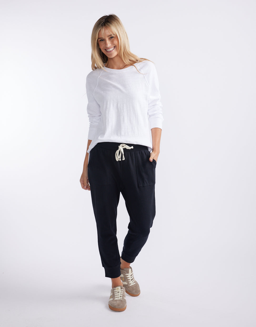 White & Co. The Sunset Pant (Black)