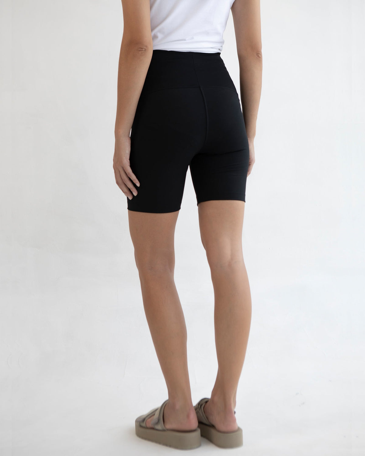 Soon Maternity Sage Biker Shorts (Black)
