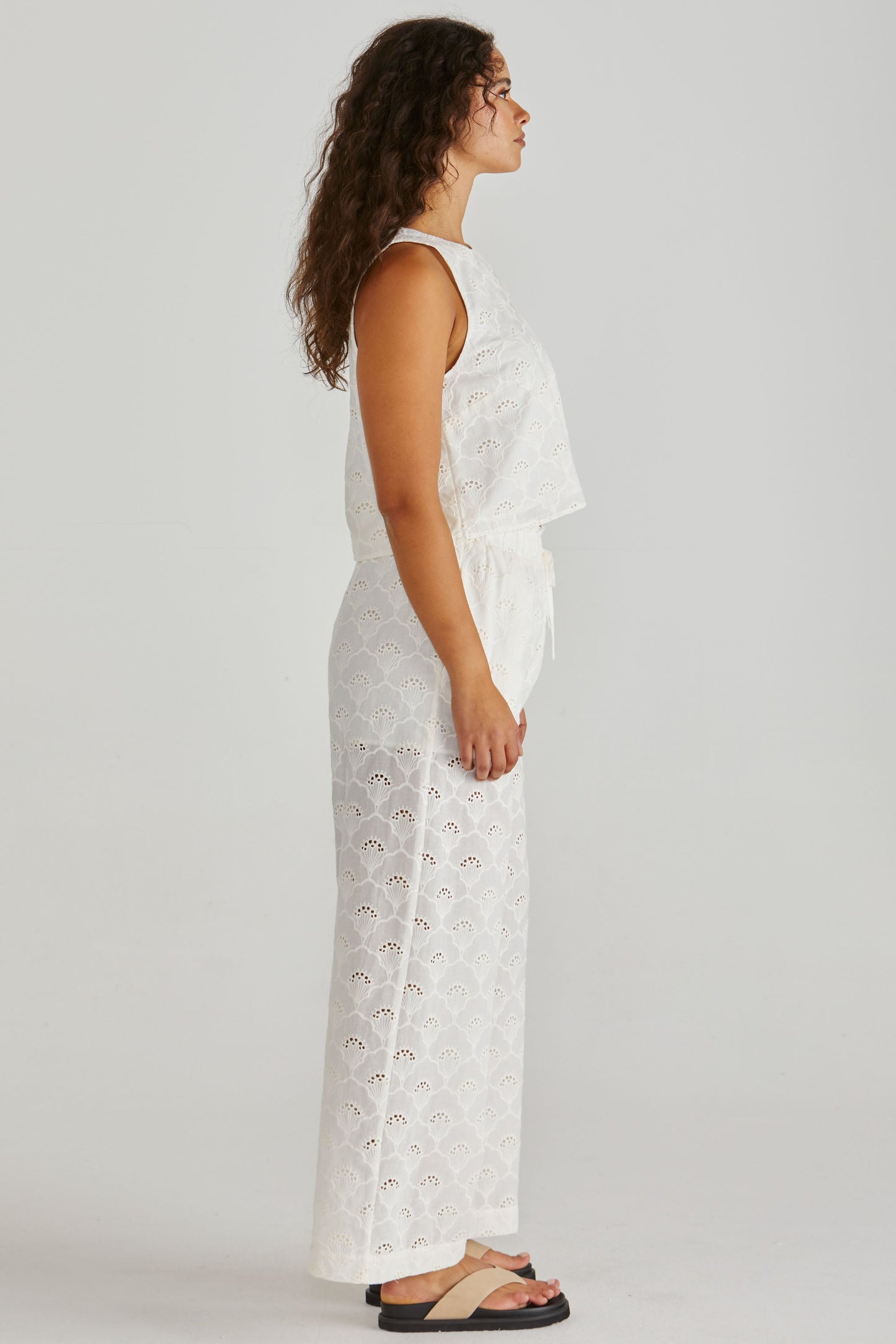Sass Clothing Zimmy Broderie Tank (Cream)