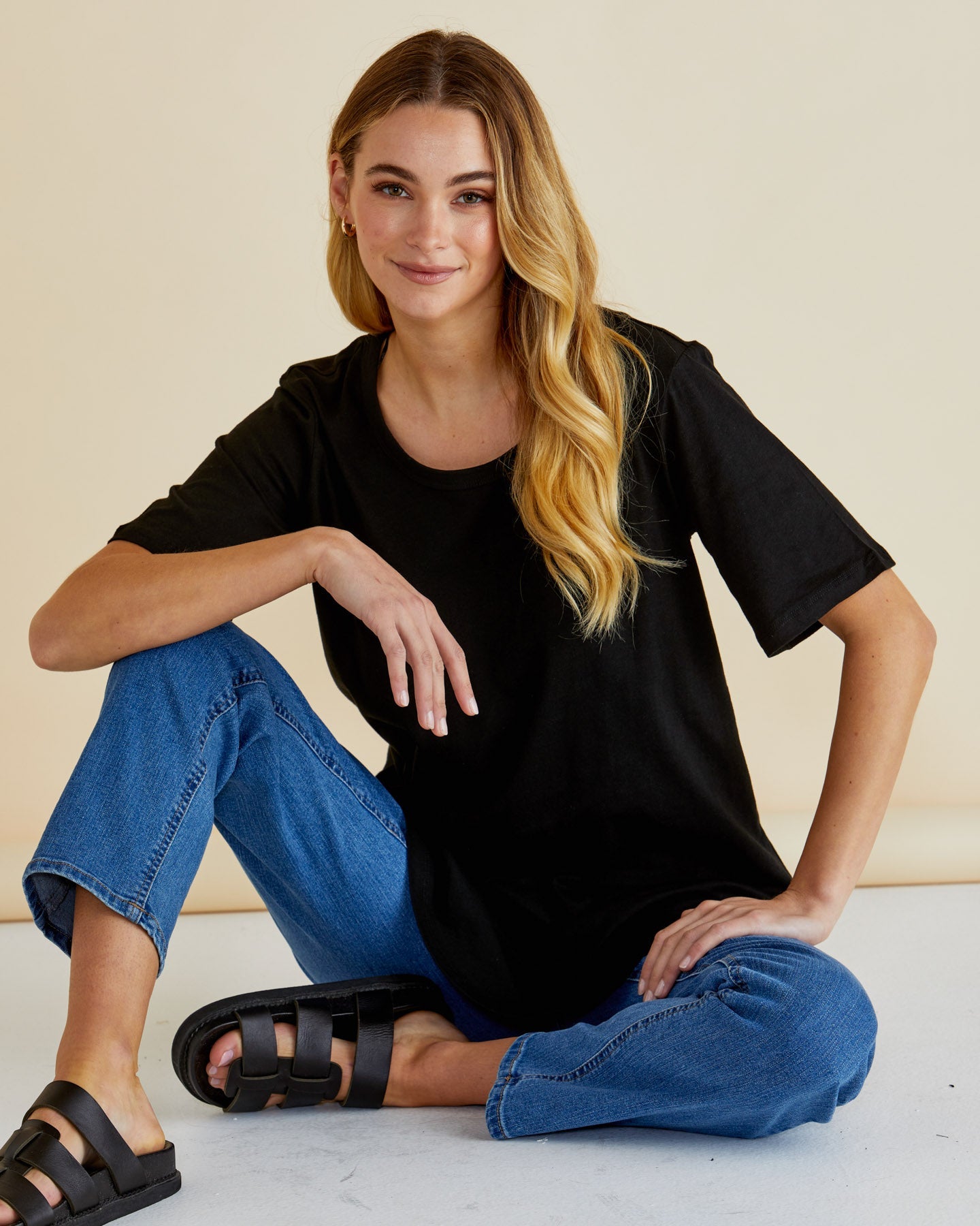 Betty Basics Ariana Tee (Black)