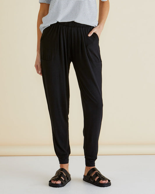 Image of a model wearing Pants. Productname: Betty Basics Paris Jogger Pant Black in Black colour by brand - Betty Basics