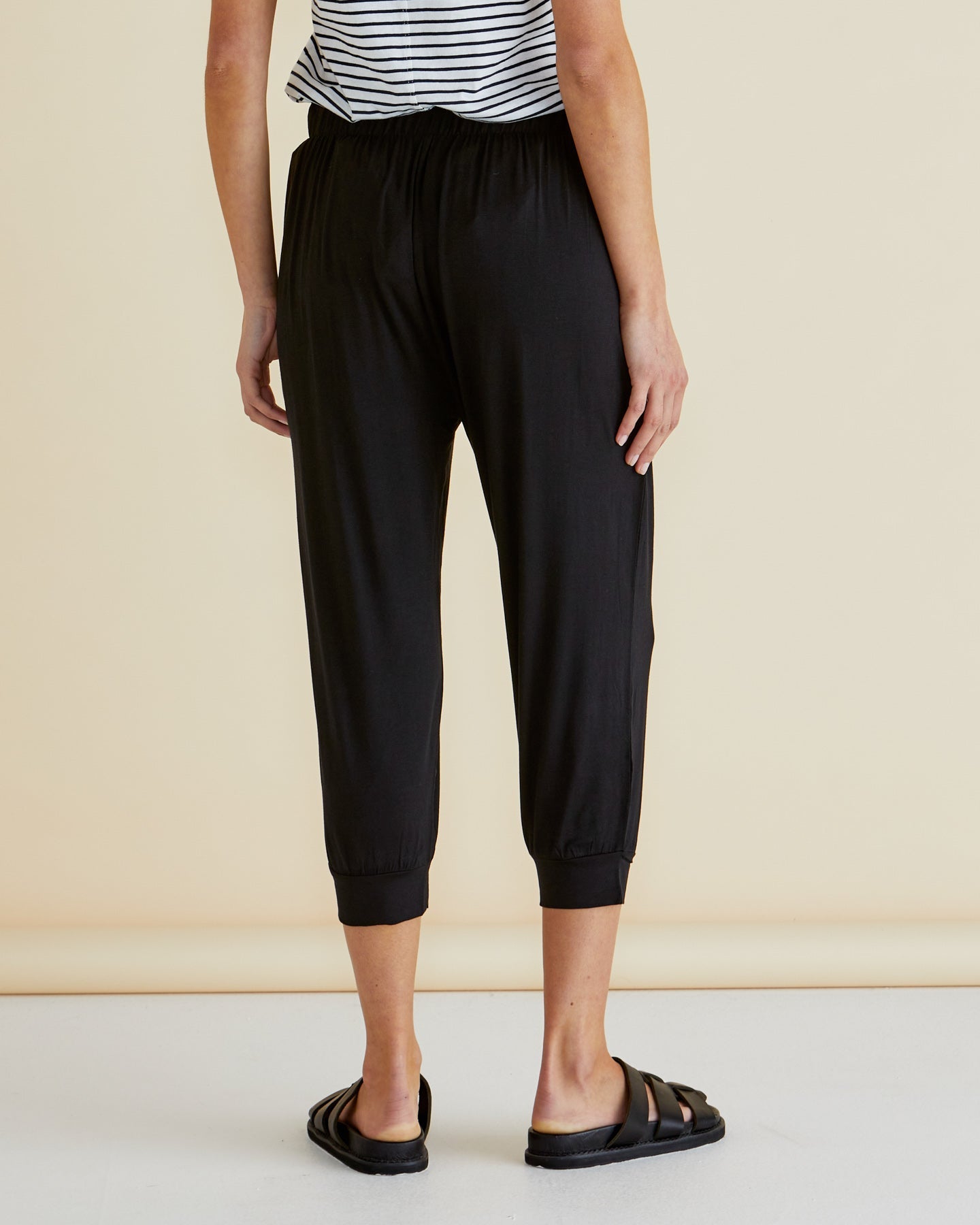 Betty Basics Tokyo 3/4 Pant (Black)