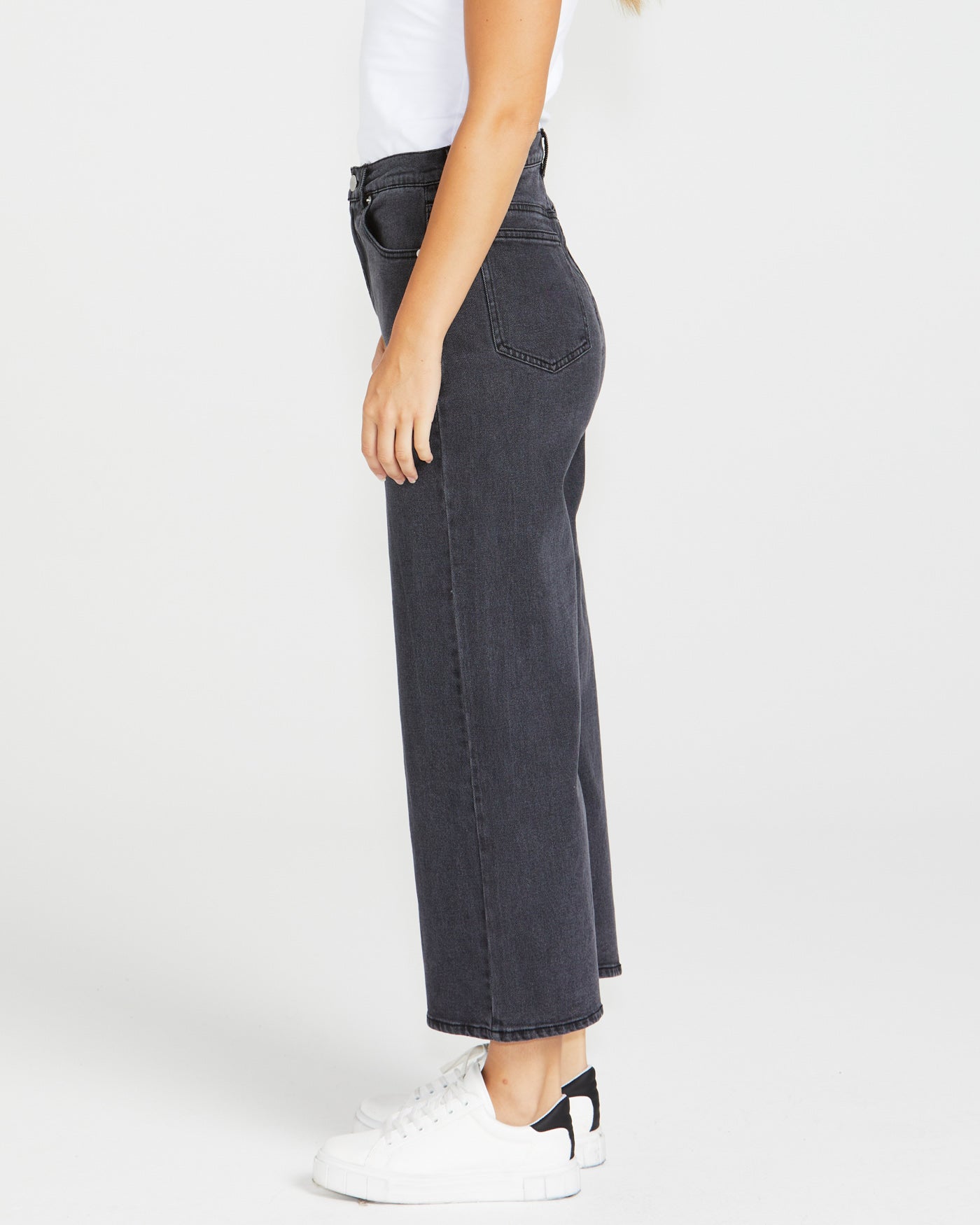 Sass Clothing Sandy Jean (82 Washed Black)