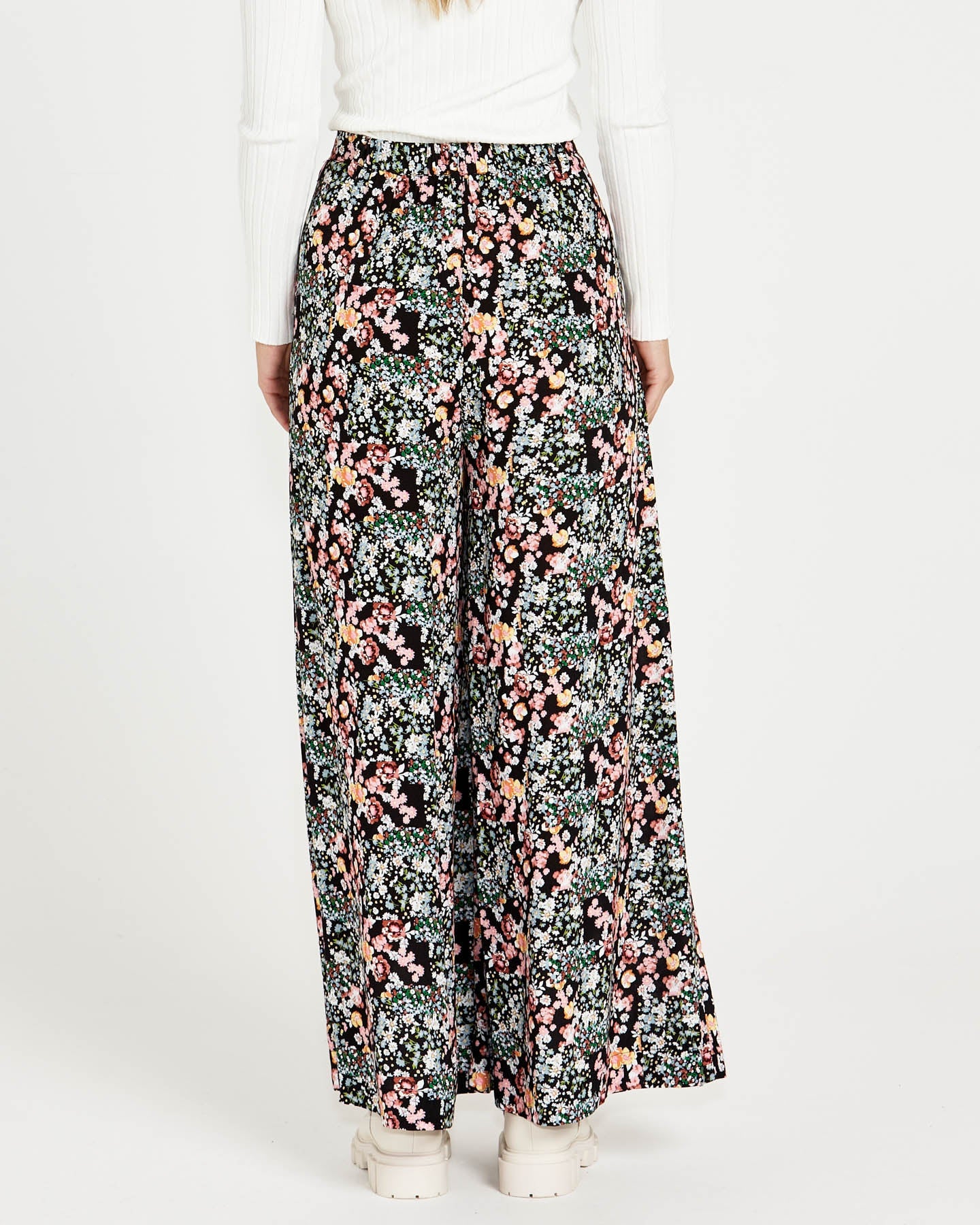 Sass Clothing June Wide Leg Elastic Waist Pant Black Multi (Patchwork Floral)
