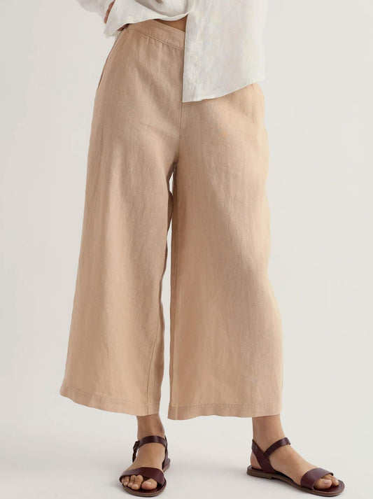 Image of a model wearing Pants. Product name - SEASALT MERRIVALE CULOTTES in Whelk colour by brand - Seasalt