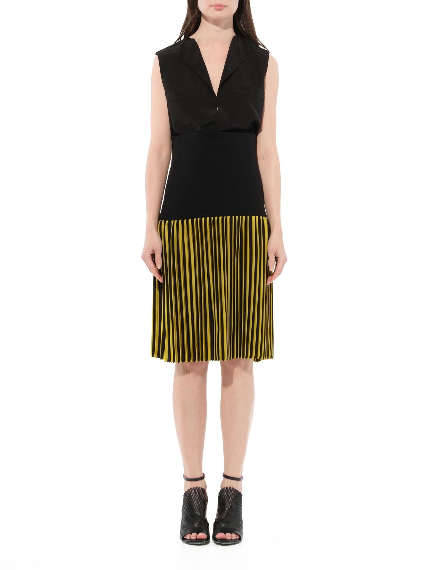 GIVENCHY Short Skirt (Black)