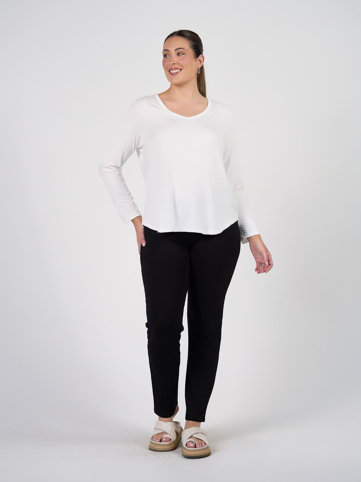 Lou Lou Sia V Neck Bamboo Longsleeve Top (Cream)