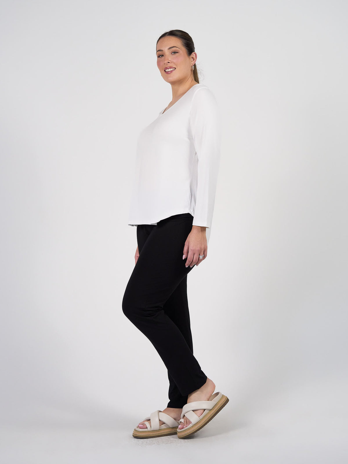 Lou Lou Sia V Neck Bamboo Longsleeve Top (Cream)