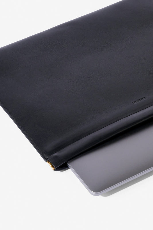 KINNON BOND LAPTOP SLEEVE (Black)