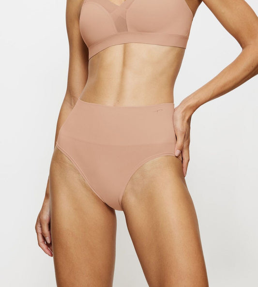 Image of Briefs. Productname: Triumph Soft Sculpt Bandeau Maxi Brief in Neutral Beige colour by brand - Triumph