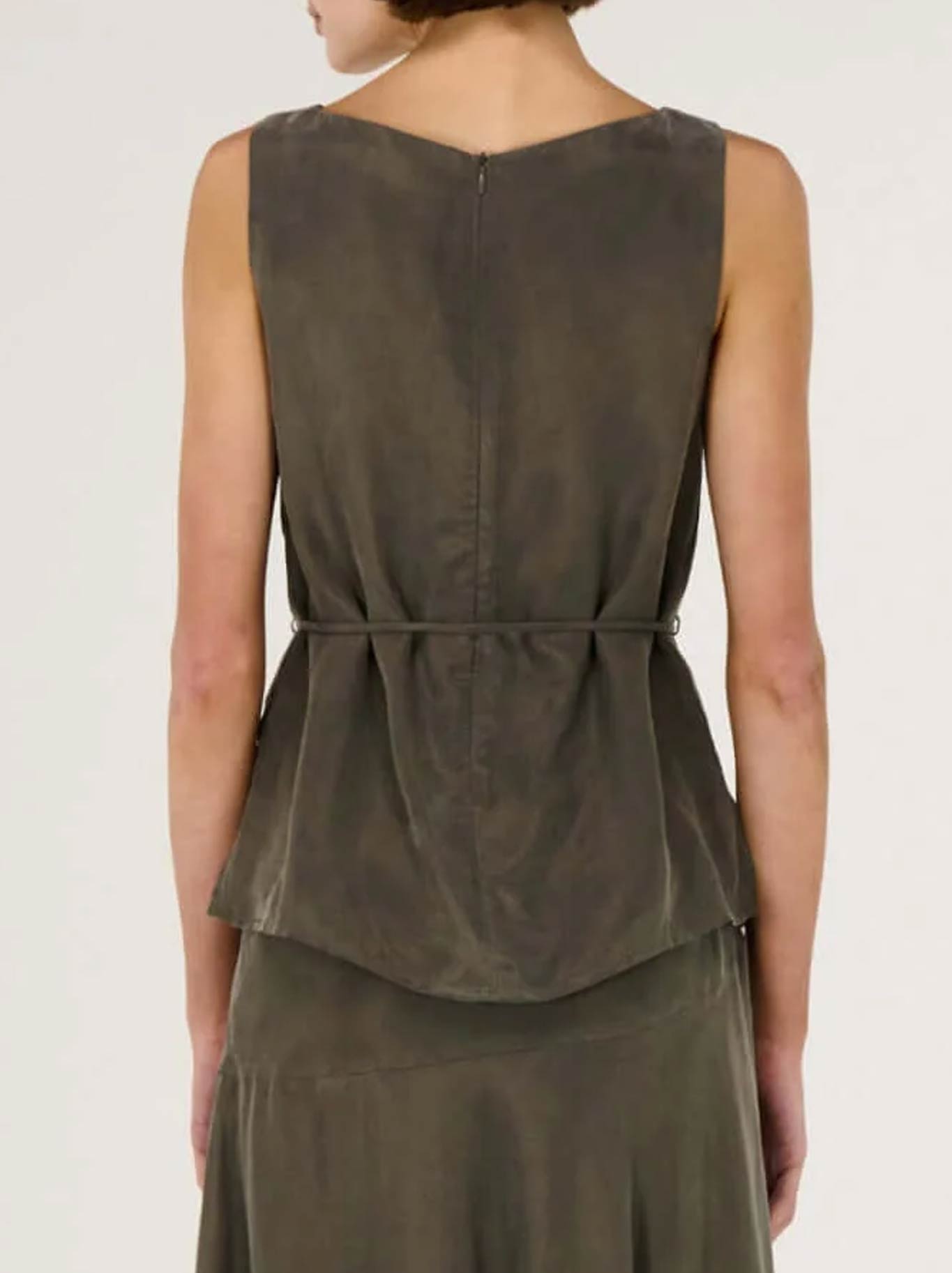STAPLE THE LABEL STEVIE WAIST TIE TOP (Olive)