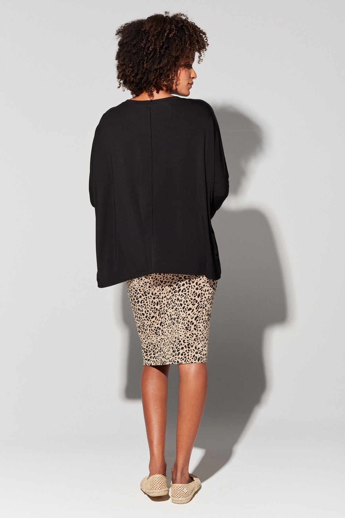 Lou Lou Stella Longsleeve Oversized Bamboo Slouch Top (Black)