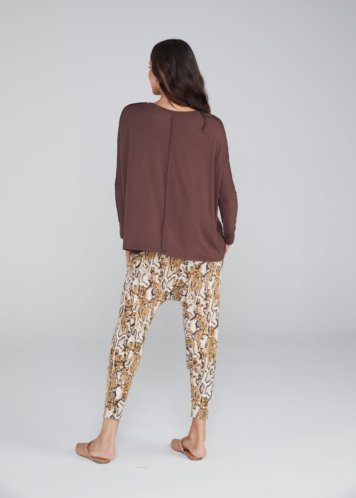 Lou Lou Stella Longsleeve Oversized Bamboo Slouch Top (Chicory Coffee)