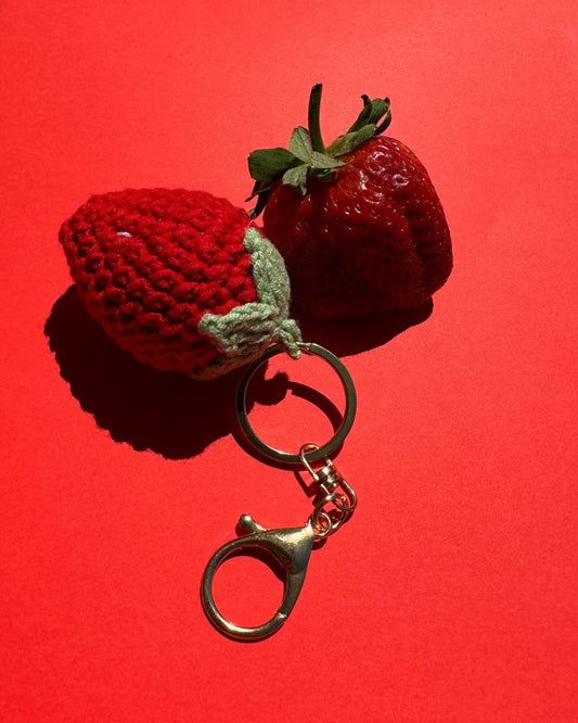Reliquia Jewellery Strawberry Charm in Red/Green
