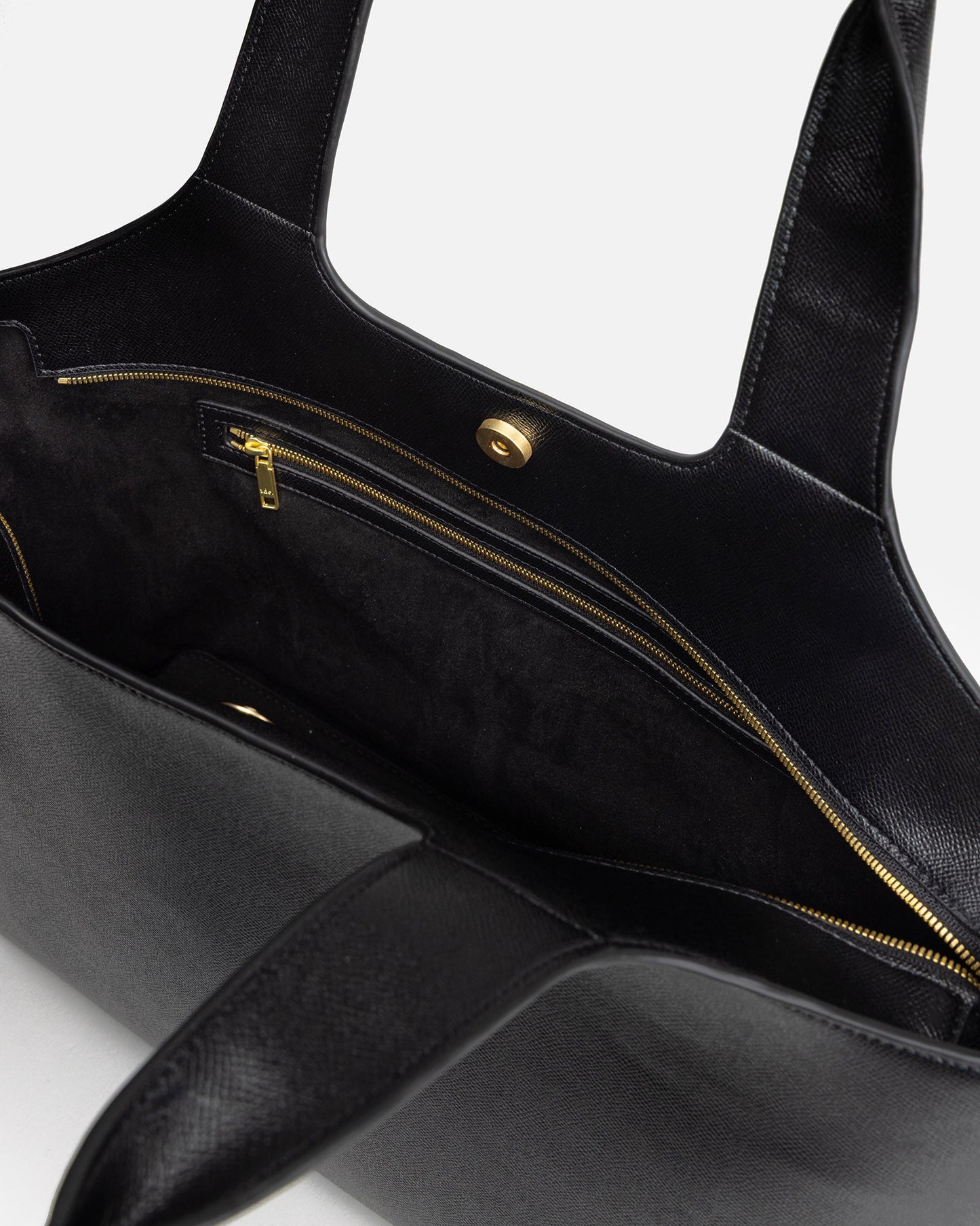 The Daily Edited Ava Shoulder Tote (Black)