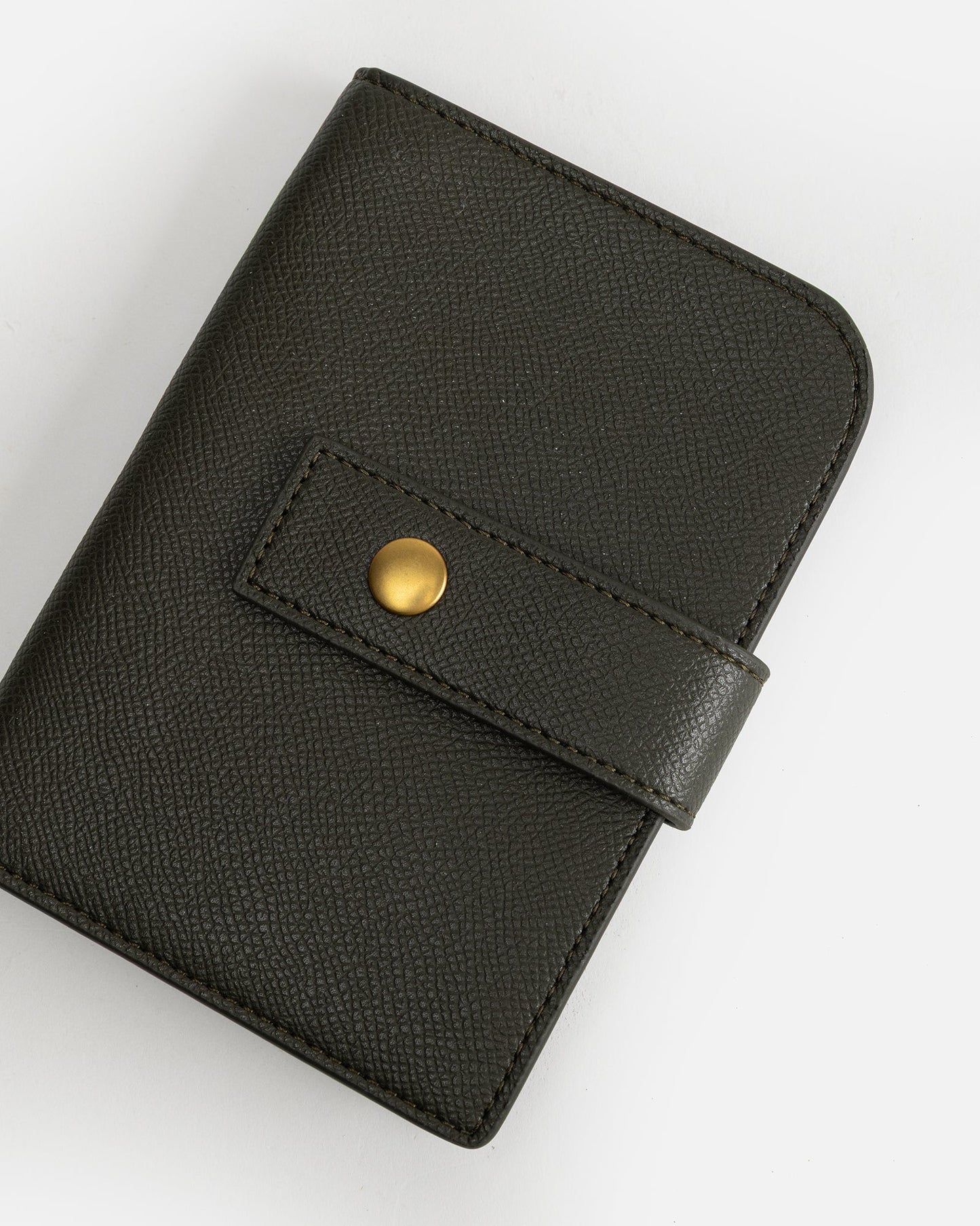 The Daily Edited Ava Passport Holder (Olive)