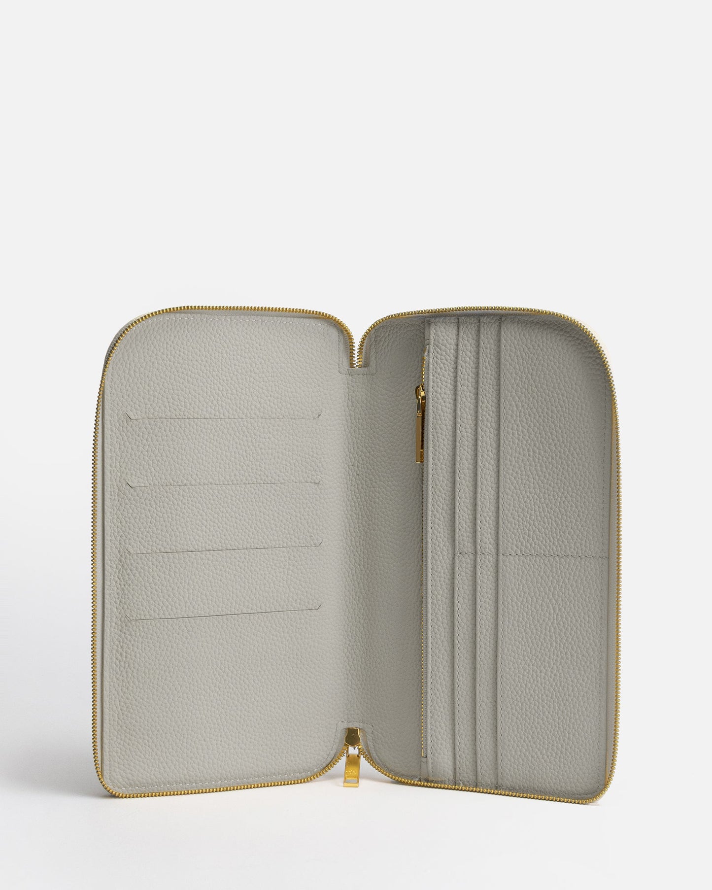The Daily Edited Olivia Family Travel Wallet Whisper (Grey)