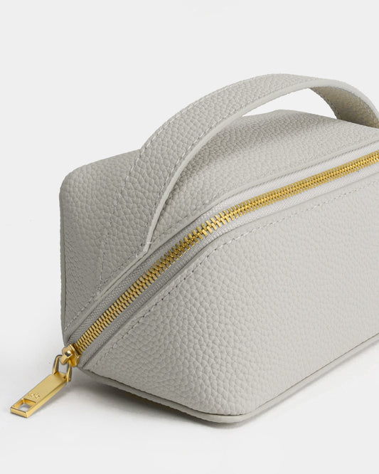 Image of Bags. Productname: The Daily Edited Olivia Medium Travel Case Whisper Grey in Grey colour by brand - The Daily Edited