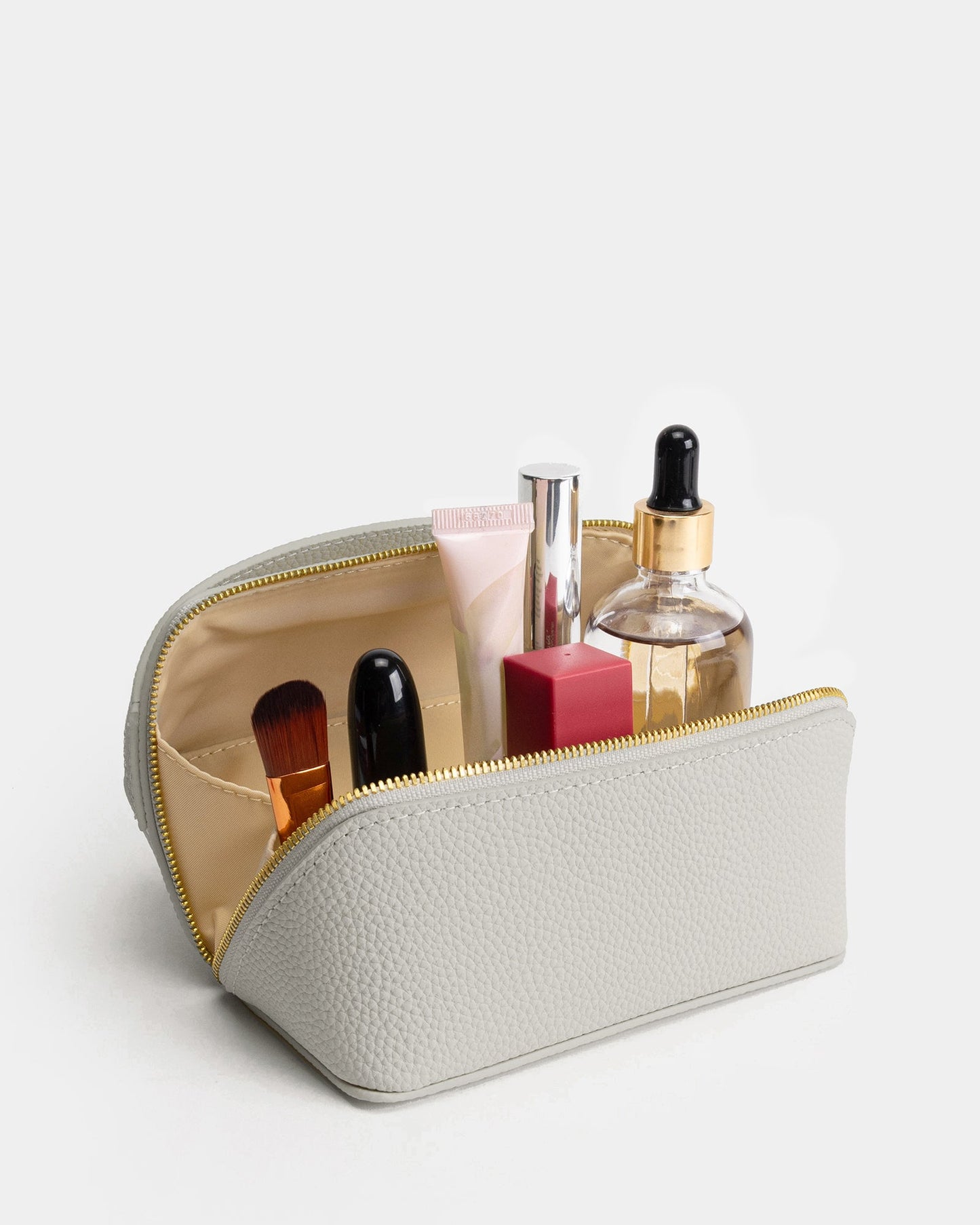 The Daily Edited Olivia Medium Travel Case Whisper (Grey)
