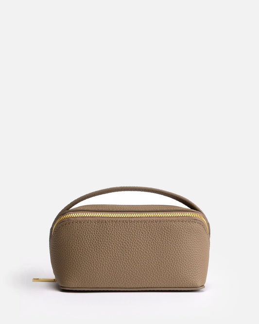 The Daily Edited Olivia Medium Travel Case (Sepia)