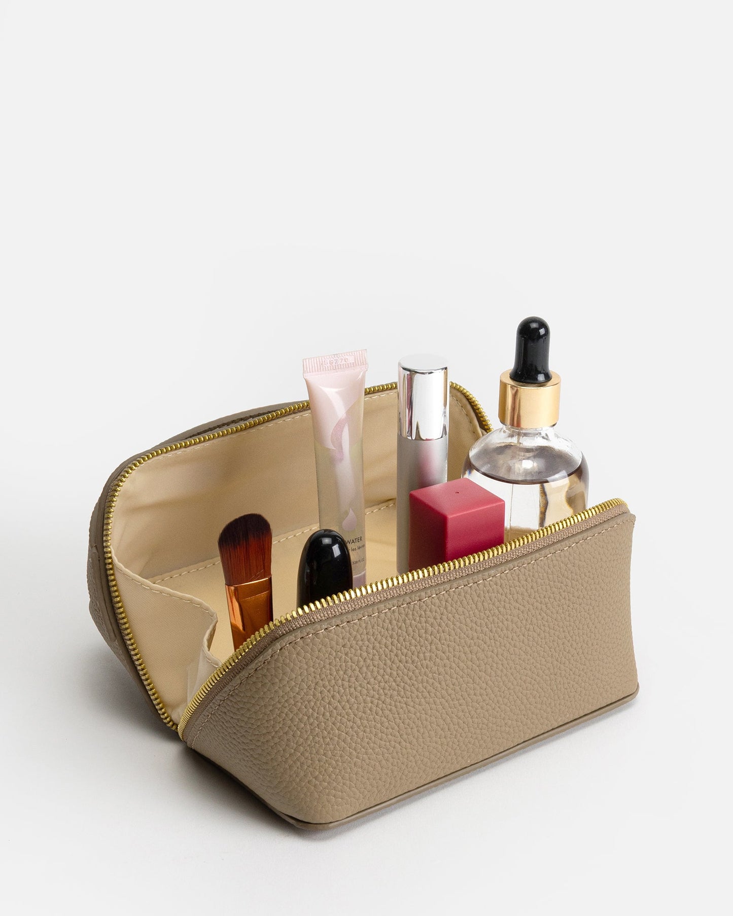 The Daily Edited Olivia Medium Travel Case (Sepia)