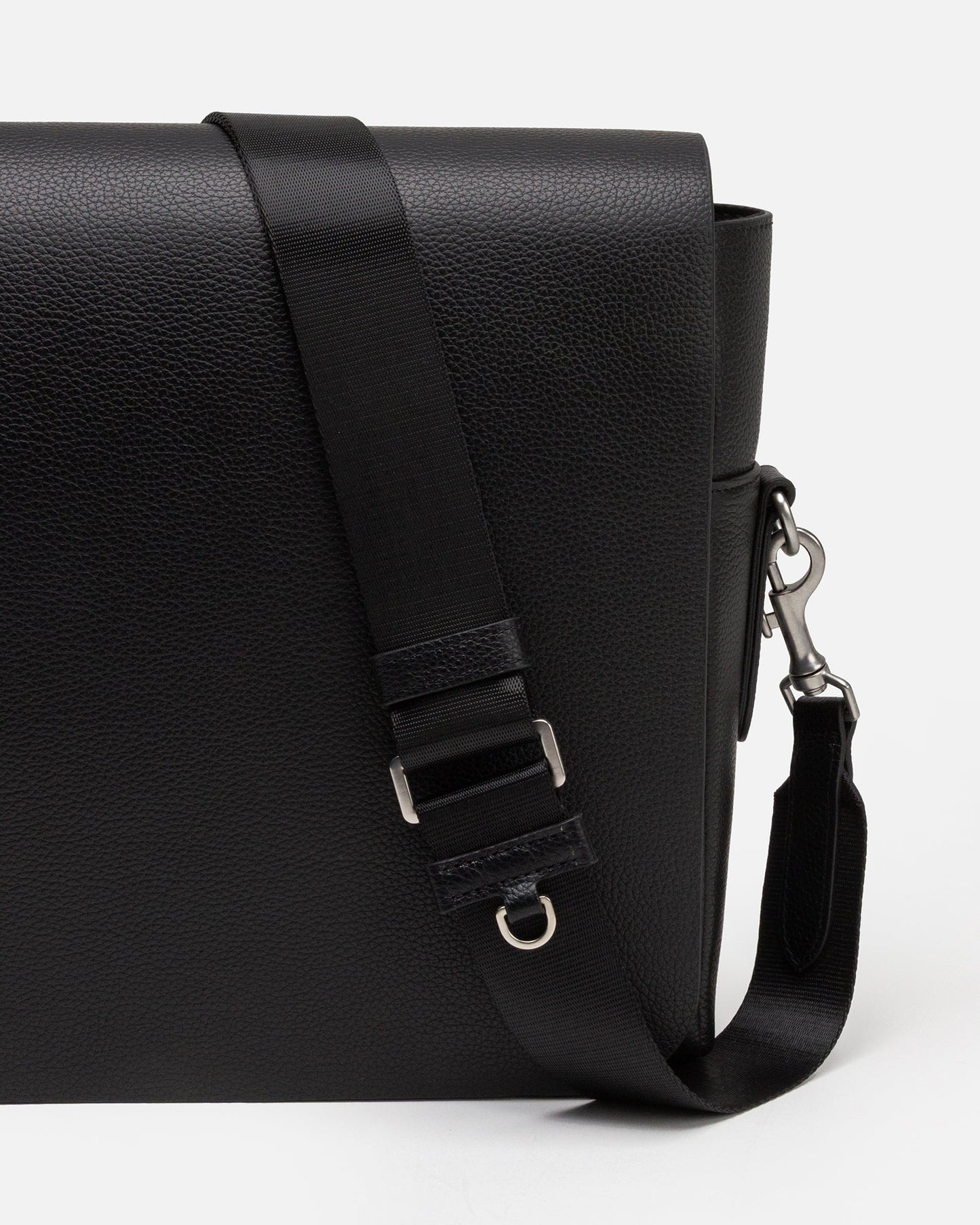 Image of Bags. Productname: The Daily Edited Jude Messenger Bag Black in Black colour by brand - The Daily Edited