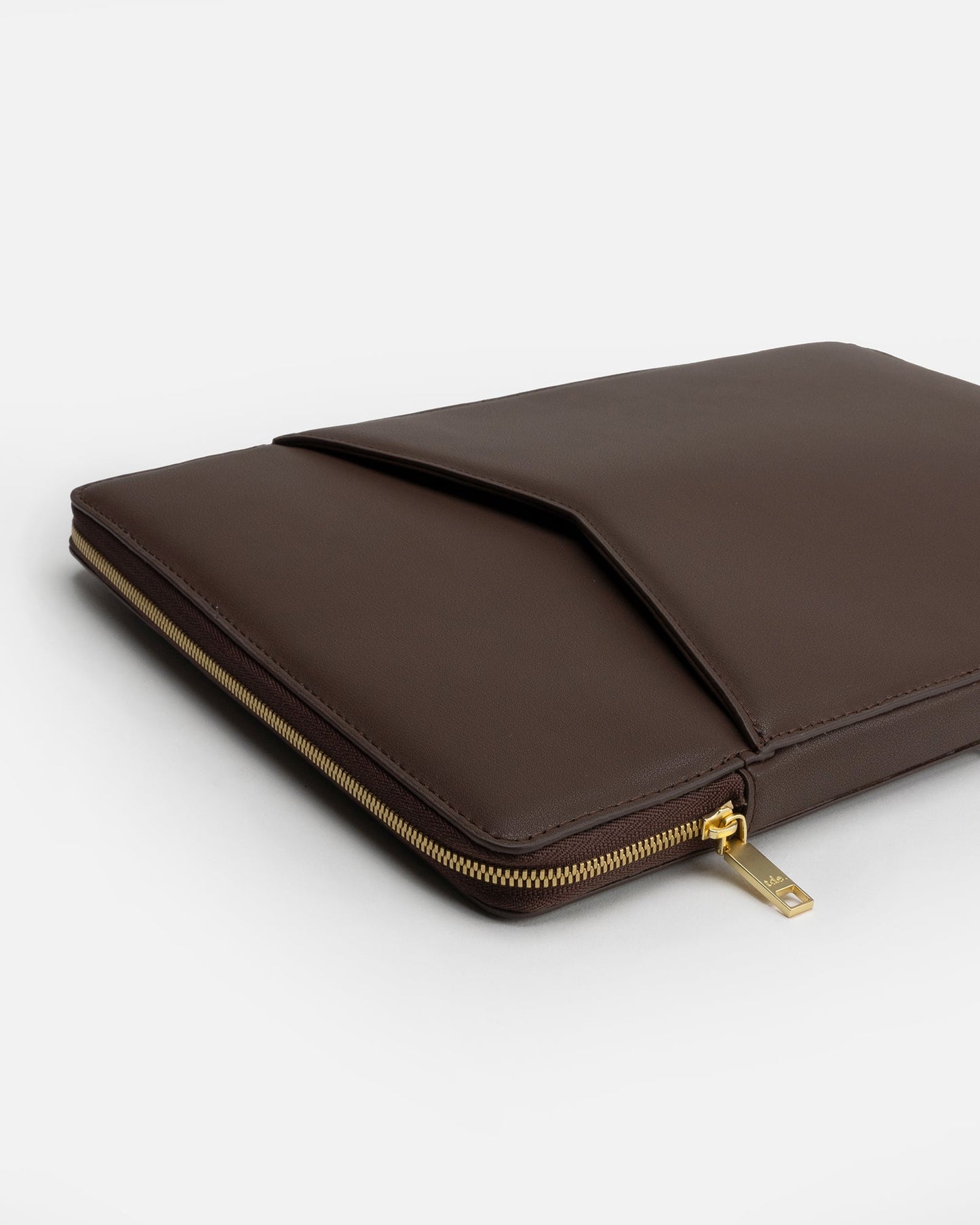 The Daily Edited Zaphia 14" Laptop Case (Brown)