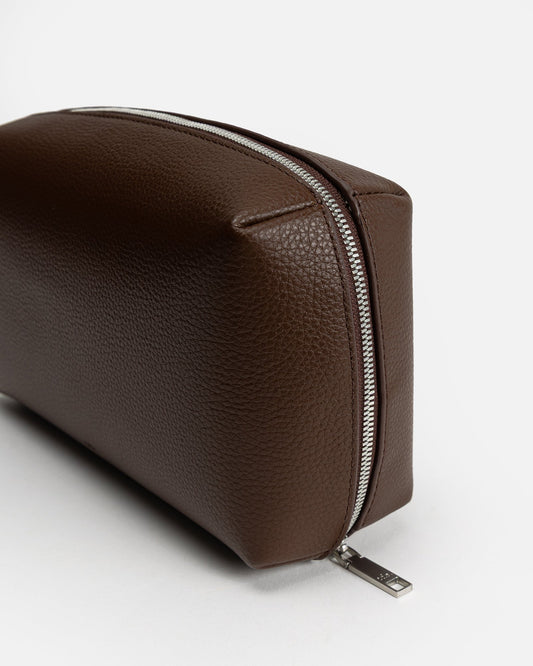 Image of Accessories. Productname: The Daily Edited Jude Tech Bag Chestnut in Chestnut colour by brand - The Daily Edited