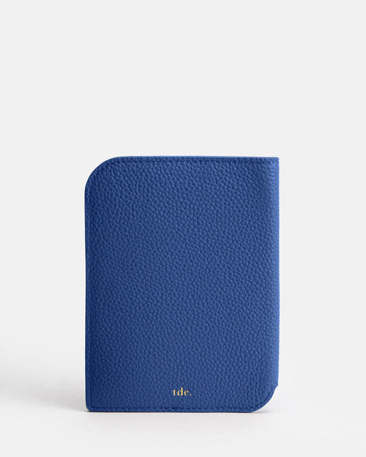 GROUP48 Olivia Passport Holder Ocean (Blue)