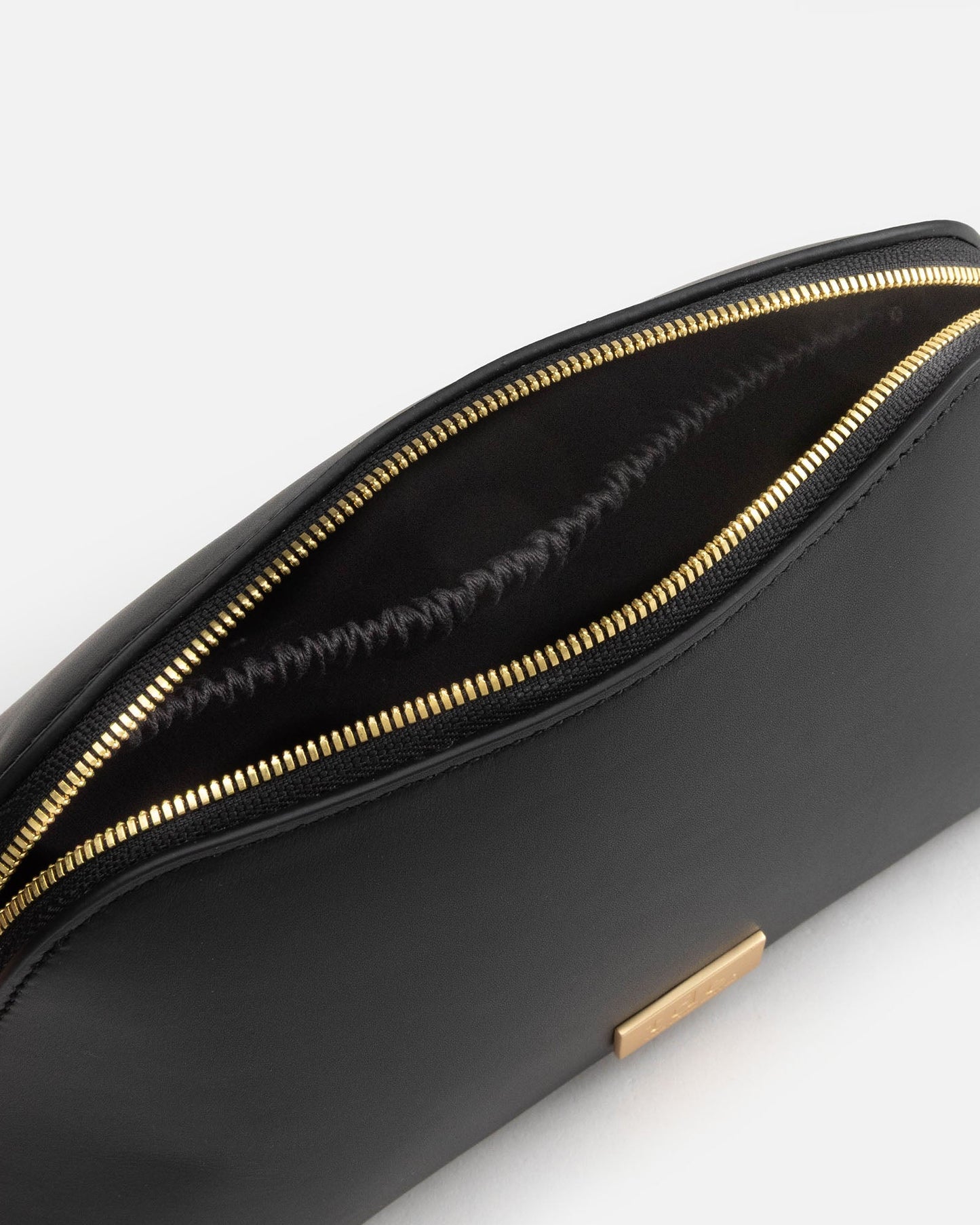 The Daily Edited Zara Small Beauty Case (Black)