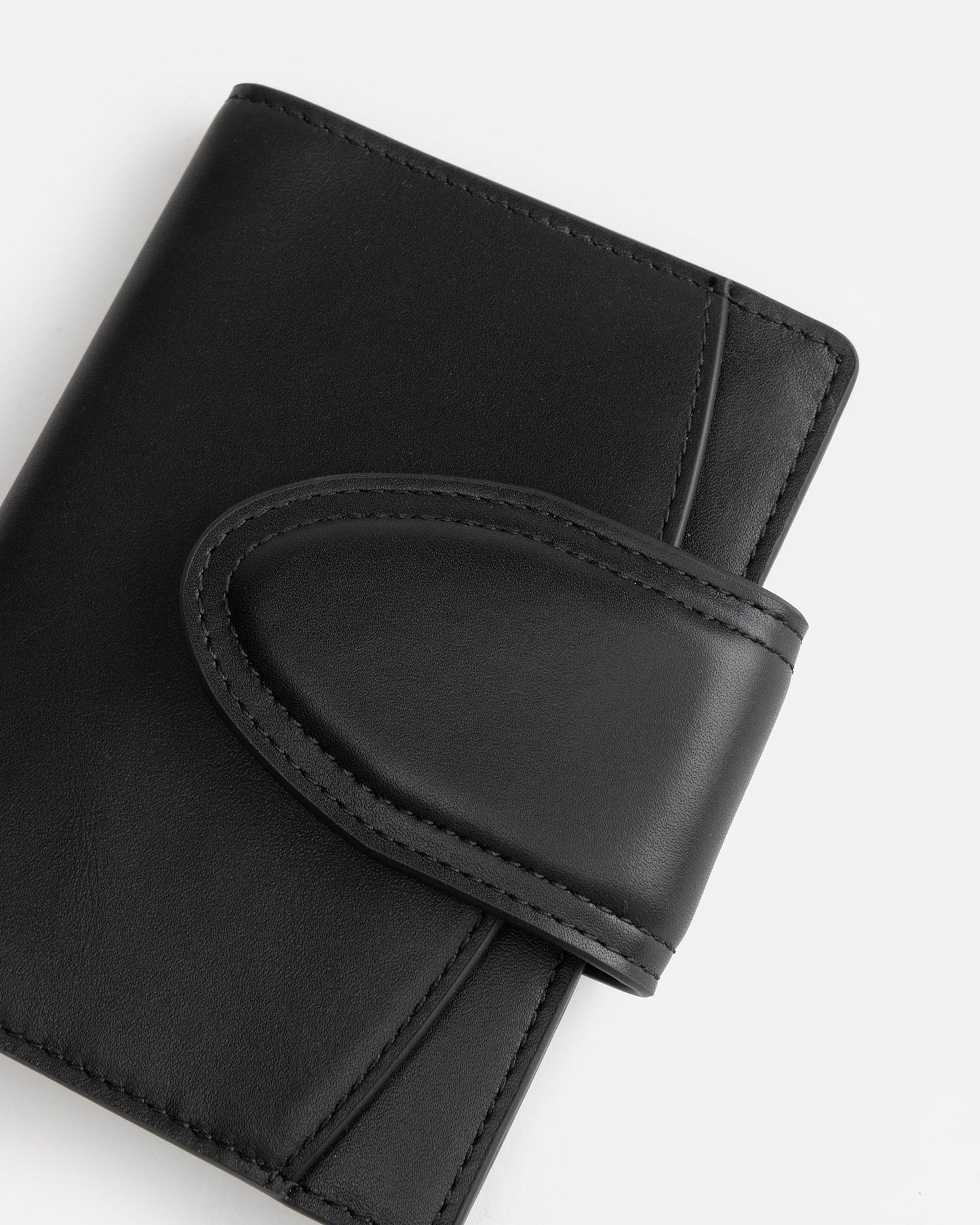 The Daily Edited Zara Passport Holder (Black)