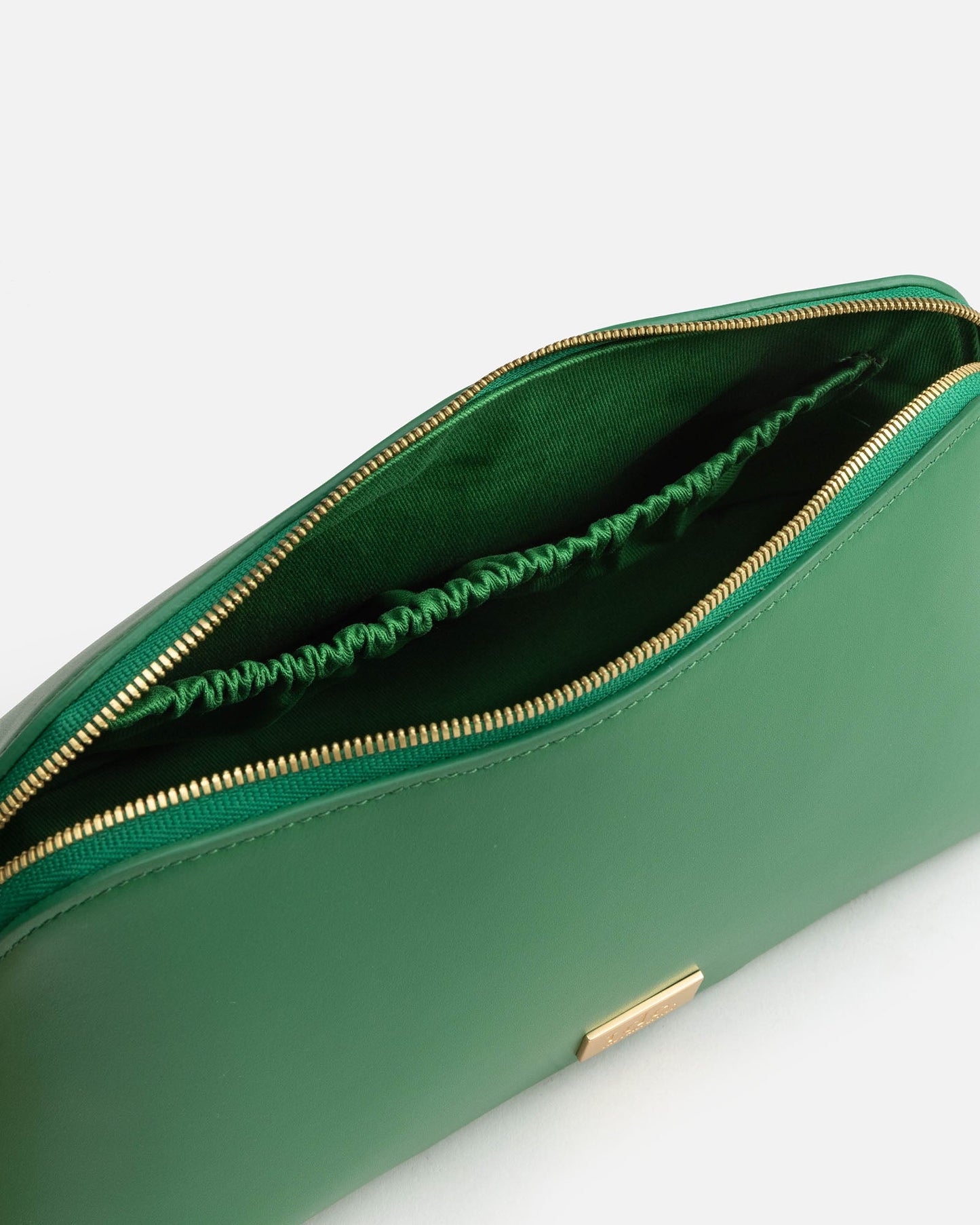 The Daily Edited Zara Large Beauty Case Bold (Green)